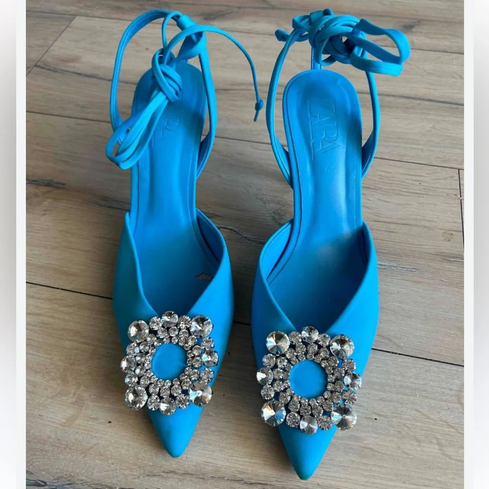 Zara women’s blue rhinestone slingback heels - Picture 1 of 11